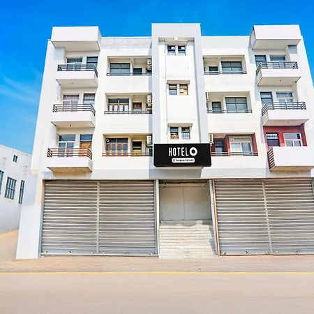 Super Hotel O Jankipuram Near Sahara State Formerly Basera Homes Hasanganj Luaran gambar